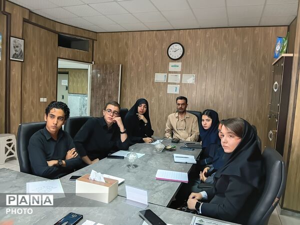نشست شورای دانش‌آموزی  استان البرز