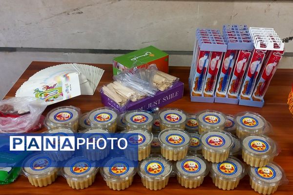 افتتاحیه پویش سلامت دهان و دندان و اجرای طرح وارنیش فلوراید در منطقه کهریزک 