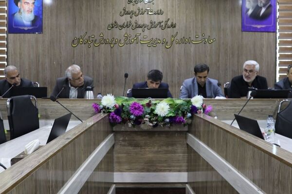 فراهم‌سازی شرایط مناسب برای دانش‌آموزان از طریق دستگاه‌های خدمات رسان