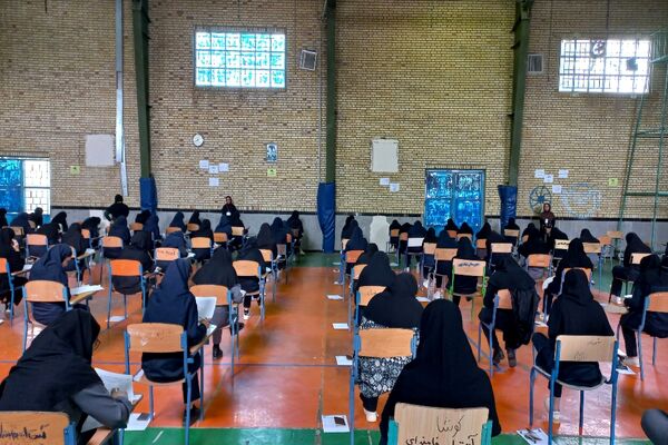 بازدید ستادی از حوزه‌های برگزاری امتحانات نهایی در فاروج 