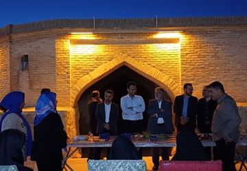 جشنواره غذاهای محلی و سنتی در زرقان