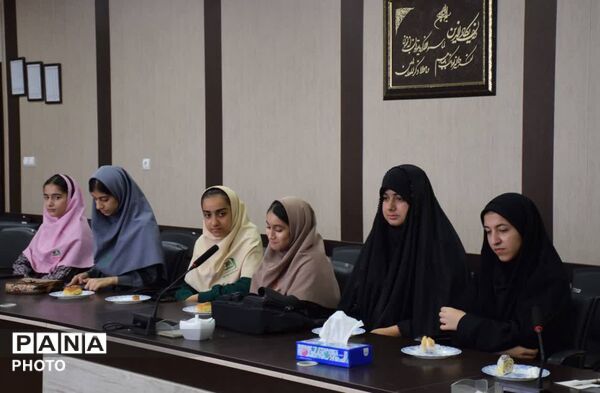 نشست خبری اصحاب رسانه به میزبانی مدیریت آموزش و پرورش کردکوی 