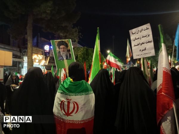 مردم در کنار هم، شب های همیشگی را رقم می زنند
