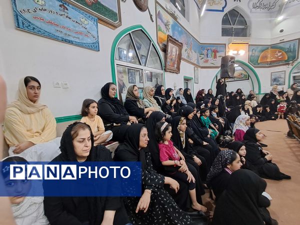 محفل انس با قرآن کریم در زورخانه باب‌الحوائج قائمشهر