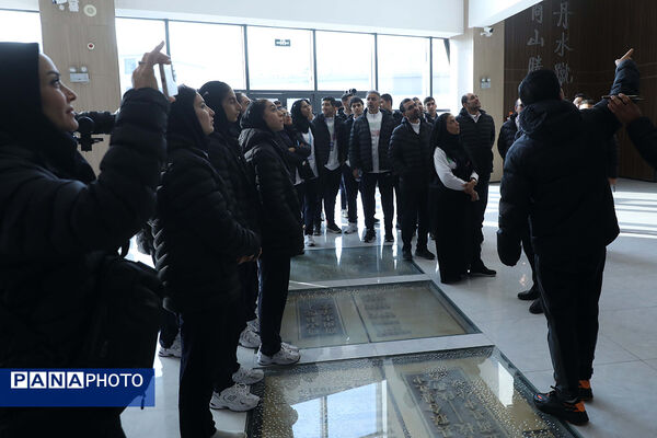 بازدید دانش‌آموزان والیبالیست زیر ۱۵ سال ایران از مدرسه شانگژو در روز چهارم مسابقات