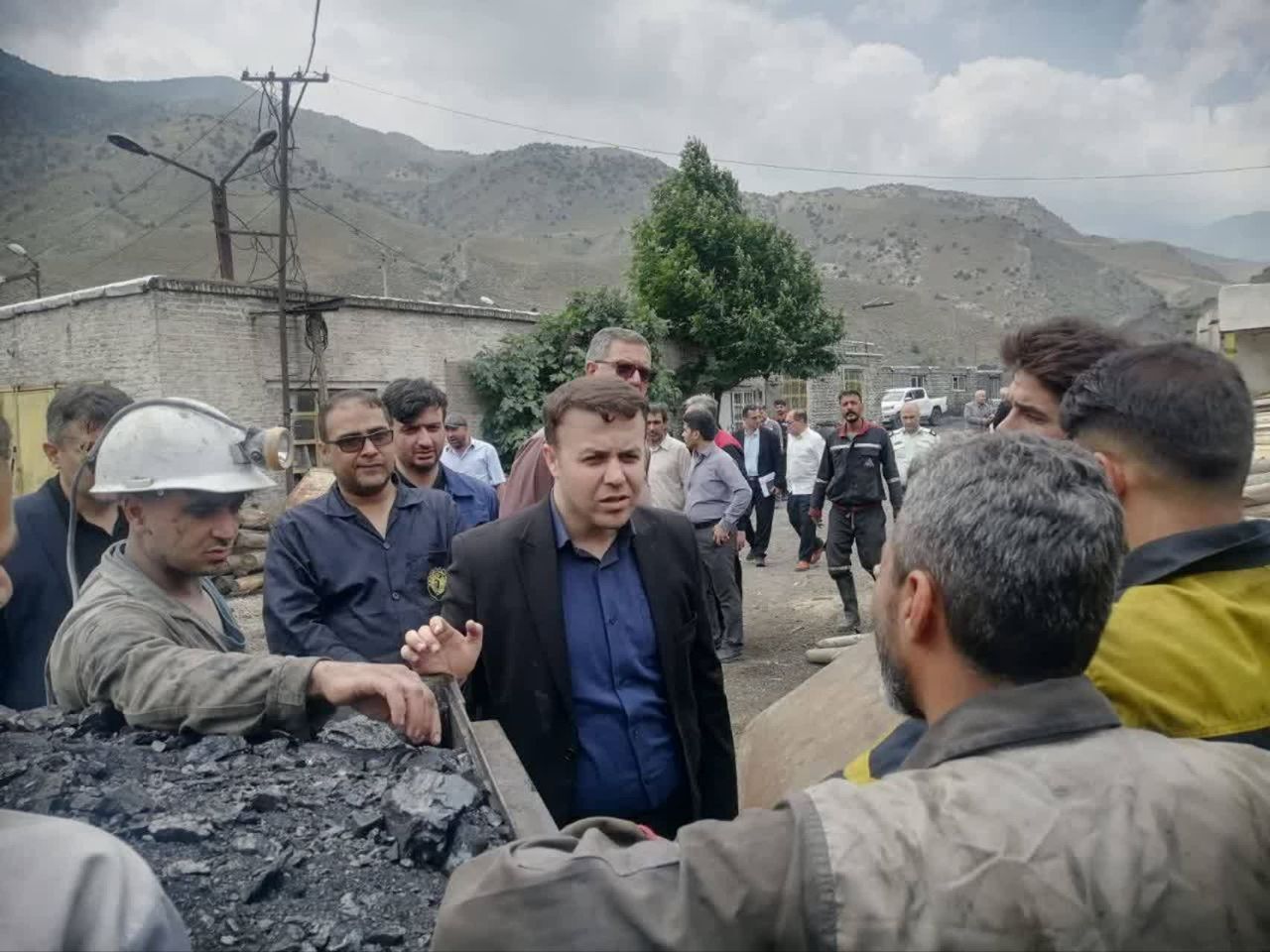 اموال پیمانکاران بدهکار توقیف می‌شود