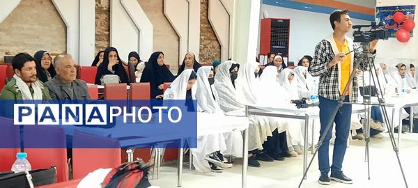 اهدای ۲۷ سری جهیزیه به نوعروسان باخرزی به مناسبت میلاد حضرت زهرا(س)