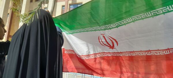 آموزشگاه فاطمیه جیرفت به استقبال «دهه فجر»