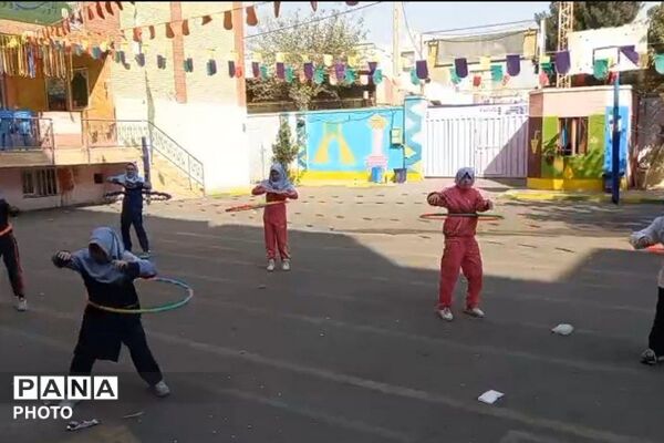 المپیاد ورزشی درون مدرسه‌ای در مدارس شاهد نجمه، راضیه شکرایی و شهید مجید مجیدی ناحیه دو شهرری 