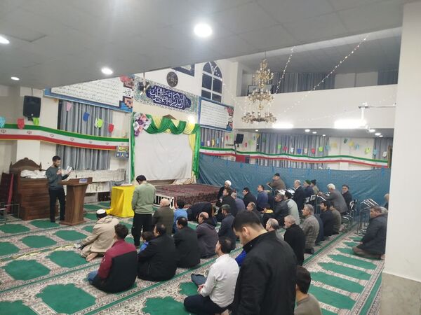 جشن پیروزی انقلاب در مسجد حضرت رسول اکرم(ص)