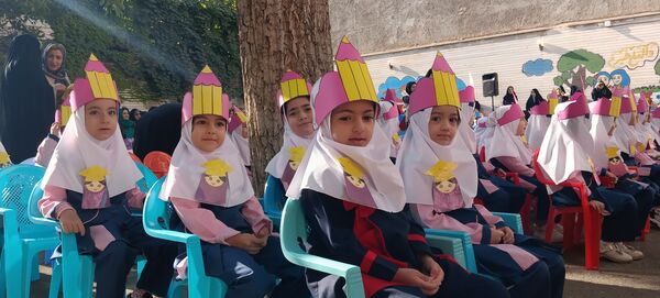 مراسم جشن غنچه‌ها در زنجان