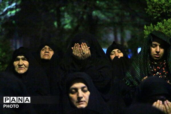 نماز استغاثه امام زمان(عج) برای پیروزی جنگ حق علیه باطل