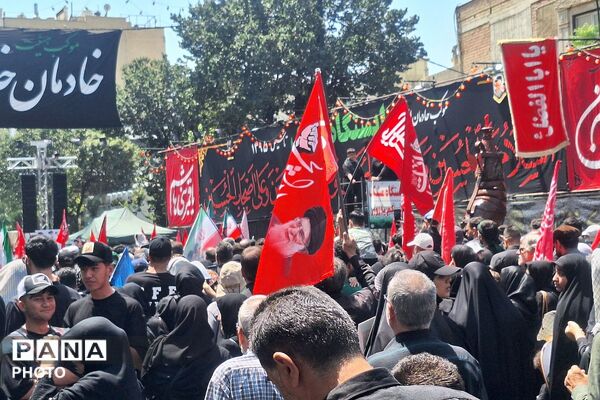 جاماندگان اربعین حسینی در مسیر قبله تهران
