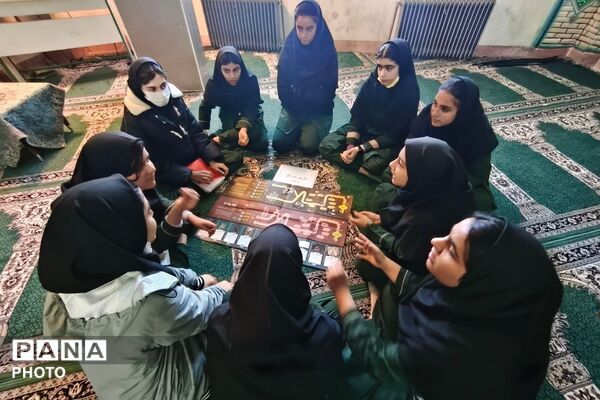 «ایرانمون» و «سپاس مربی»؛ دو برنامه محوری هفته امور‌تربیتی در مدارس فیروزکوه