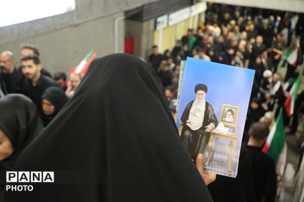 مصلی امام خمینی(ره) تهران میزبان آیین باشکوه وداع با پیکر مطهر رهبر شهید