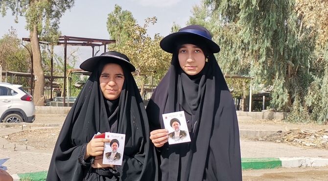 طنین لبیک یا حسین در مسیر جاماندگان اربعین پلدختر؛ از میدان بسیج تا میعادگاه شهدای گمنام