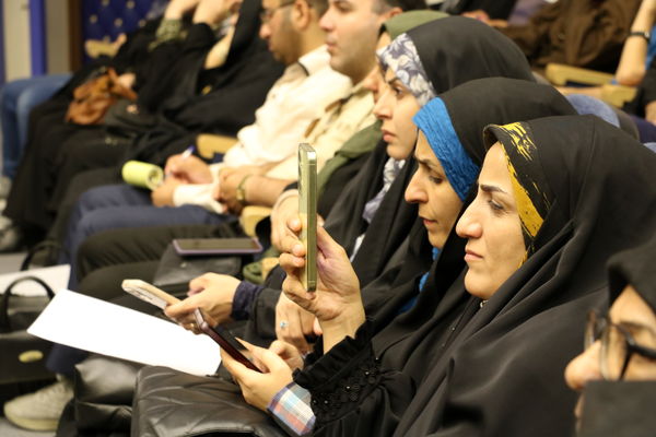  برنامه‌ای با موضوع زندگی به سبک خودمون با محور بخشش، گذشت و کنترل خشم در نجف‌آباد