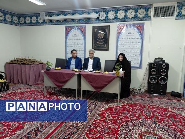 اولین جلسه شورای دبیران در دبیرستان علی‌ افشارنژاد 