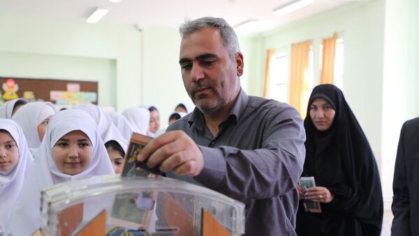 جشن عاطفه‌ها، فرصتی برای مرور درس مهرورزی و همدلی