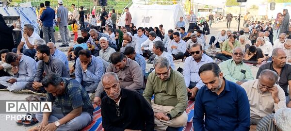 دعای عرفه در گلزار شهدای مدرسه شجره طیبه میناب
