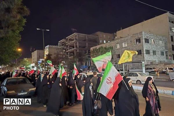 مردم با موج 100 ام تجمعات شبانه حماسه‌ای دیگر برپا کردند
