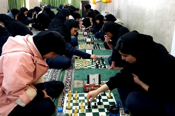برگزاری مسابقات شطرنج دانش‌آموزان دختر متوسطه‌دوم در بهارستان‌۲