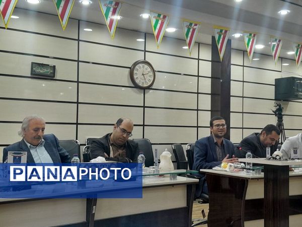 نشست خبری معاون وزیر و رئیس سازمان مدارس و مراکز غیر دولتی و توسعه مشارکت‌های مردمی وزارت آموزش و پرورش در بوشهر