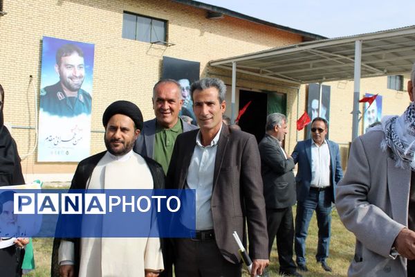 حضور پرشور کودکان گچسارانی در یوم‌الله ۹ دی