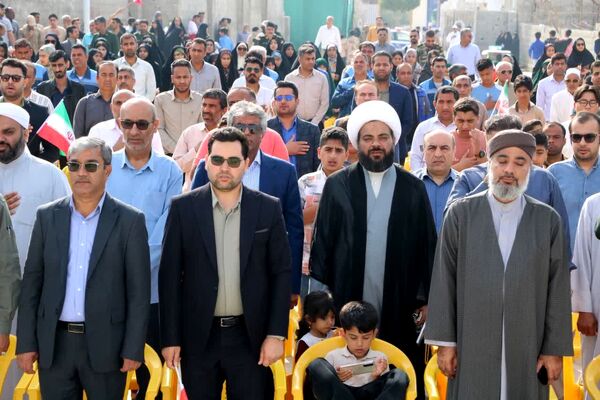 مردم بندرخمیر با حضور یکپارچه در ۲۲ بهمن اقتدار خود را فریاد زدند