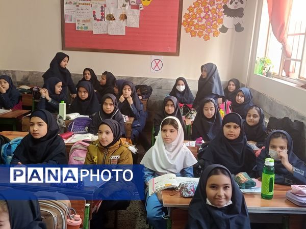 مانور زلزله در مدرسه مهندس رحمانی فرد مشهد