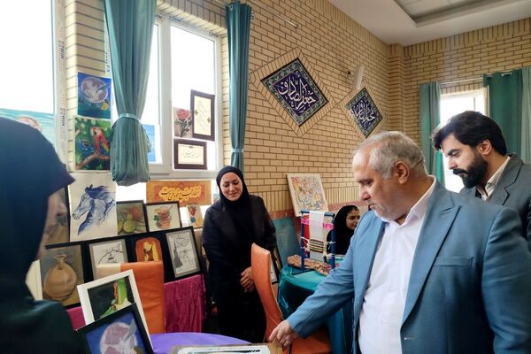 افتتاحیه مسابقات فرهنگی‌هنری «امید فردا» در مدرسه شاهد منتصرین ورامین