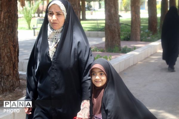 نماز جمعه امروز کرمان از نگاه دوربین