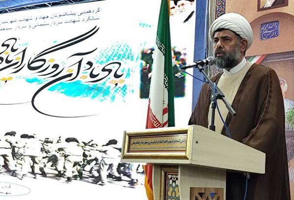 گردهمایی بزرگ پیشکسوتان جهاد و شهادت کارون با یاد یاران آسمانی؛ سردار سلیمانی و سردار تقوی‌فر