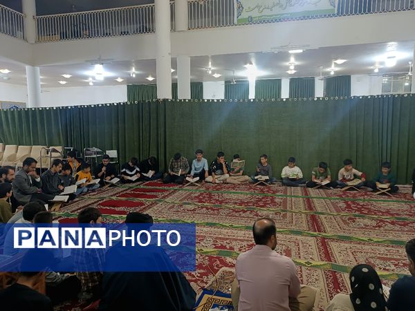 محفل انس با قرآن کریم در کاشمر 