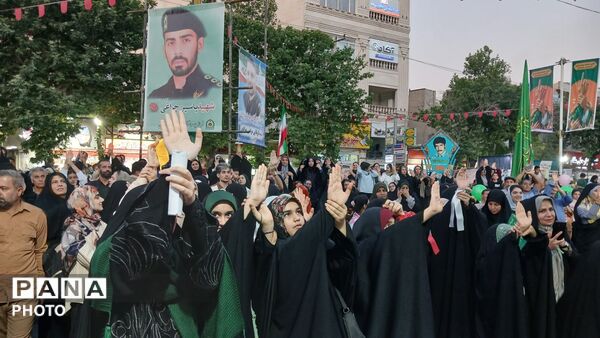 جشن غدیر در جایگاه بعثت خیابان انقلاب خرم‌ آباد