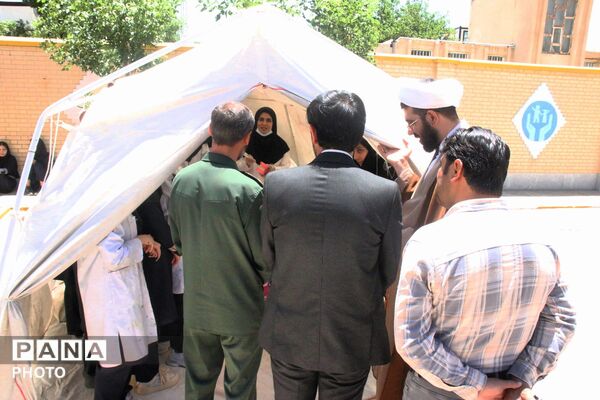 افتتاح طرح شهید عجمیان برای زیباسازی و شاداب‌سازی هنرستان تراز شهید سادلجی کبودراهنگ