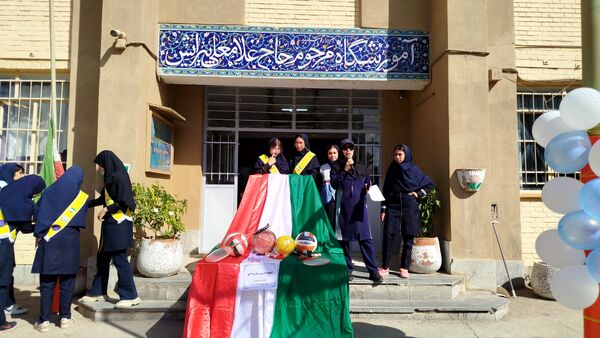 المپیاد ورزشی درون مدرسه ای در دبیرستان پیرایش یک