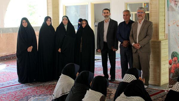 دانش‌آموزان مدارس منطقه ۵ با شهید گمنام پیمان وفاداری بستند