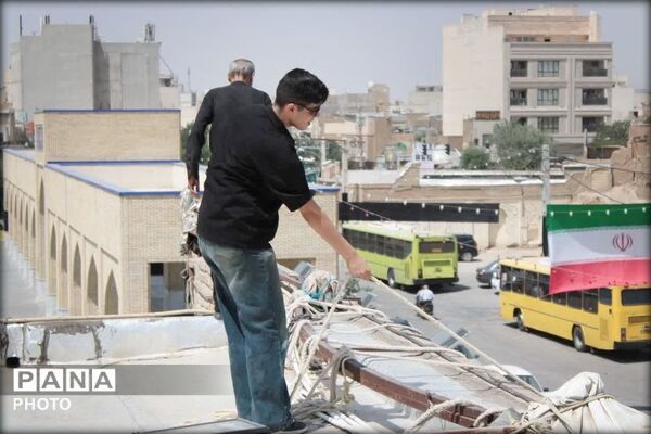برپایی خیمه عزای سیدالشهدا(ع) در تکیه سنتی چهل اختران قم
