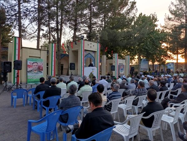 اولین سالگرد شهید محرم هادی میرآبادی بر سر مزارش برگزار شد  