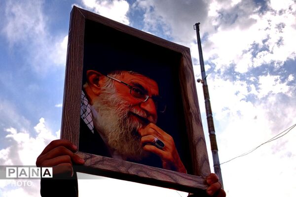 اجتماع مردم رباط‌کریم در سوگواری رهبر معظم انقلاب