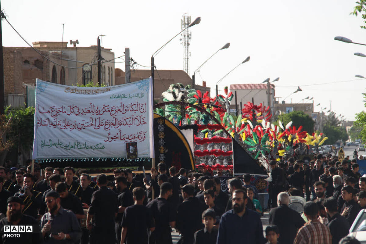 امامزاده جعفر یزد میزبان دسته عزای عزادارن شهادت امام صادق (ع)