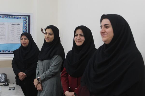 بانگ سپاس معلم در مدارس گلوگاه 