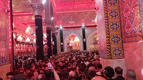 کاروان عاشقان به کربلا رسیدند؛ خیابان‌ها غرق در زمزمه «لبیک یا حسین»