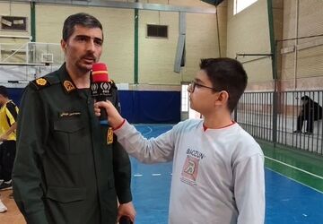مسابقه دوی  1500 متر دانش آموزی در شهر جعفریه قم