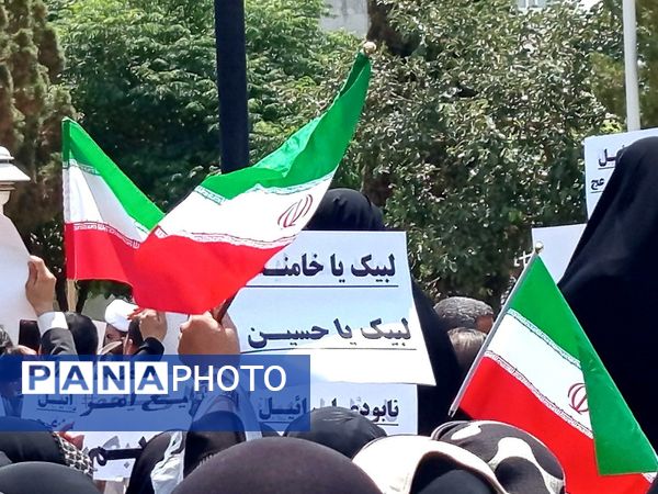 مشت هایی که انتقام را صدا می‌زند 