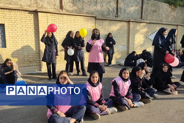 به‌مناسبت هفته بهداشت روان در دبیرستان فرشتگان ناحیه ۴شیراز 