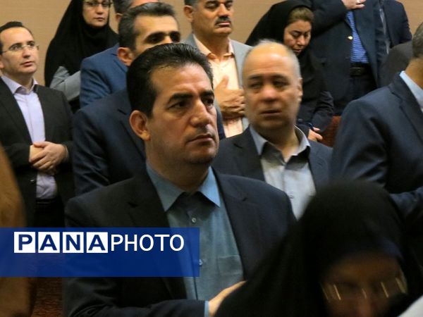 آیین تجلیل از معلمان نمونه استانی در بجنورد