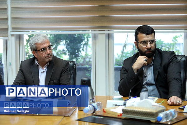 دیدار وزیر آموزش و پرورش با مسئولان اتحادیه انجمن‌های اسلامی دانش‌آموزی سراسر کشور