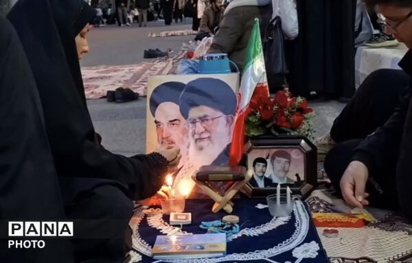 اجتماع عظیم مردمی در لحظات تحویل سال در شهرستان تربت جام